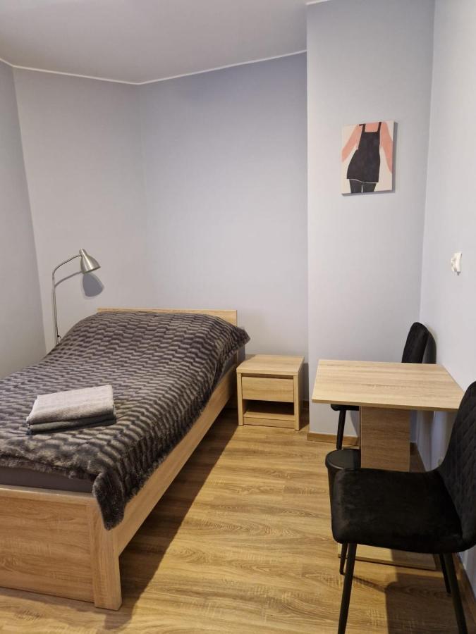 Apartament Przybudowka Apartment คาโตวีตเซ ภายนอก รูปภาพ
