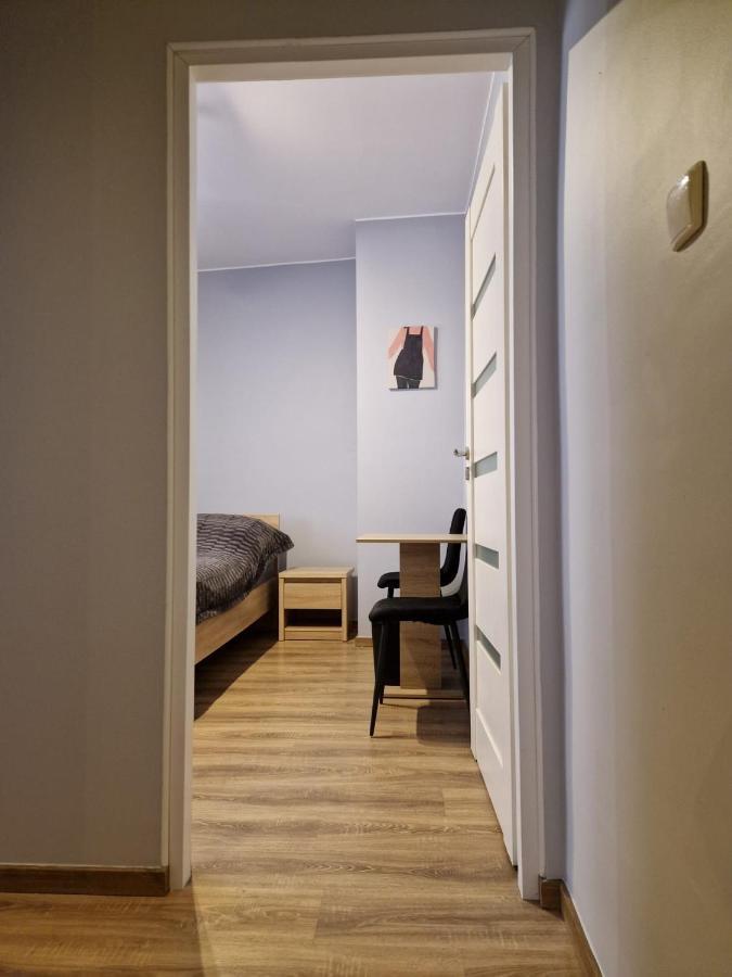 Apartament Przybudowka Apartment คาโตวีตเซ ภายนอก รูปภาพ