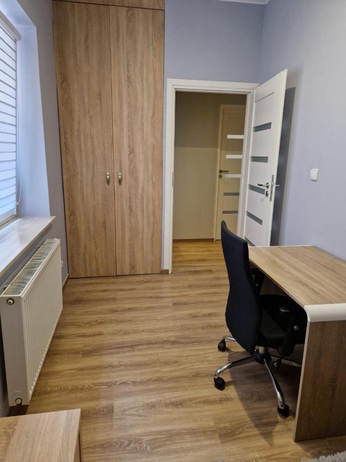 Apartament Przybudowka Apartment คาโตวีตเซ ภายนอก รูปภาพ